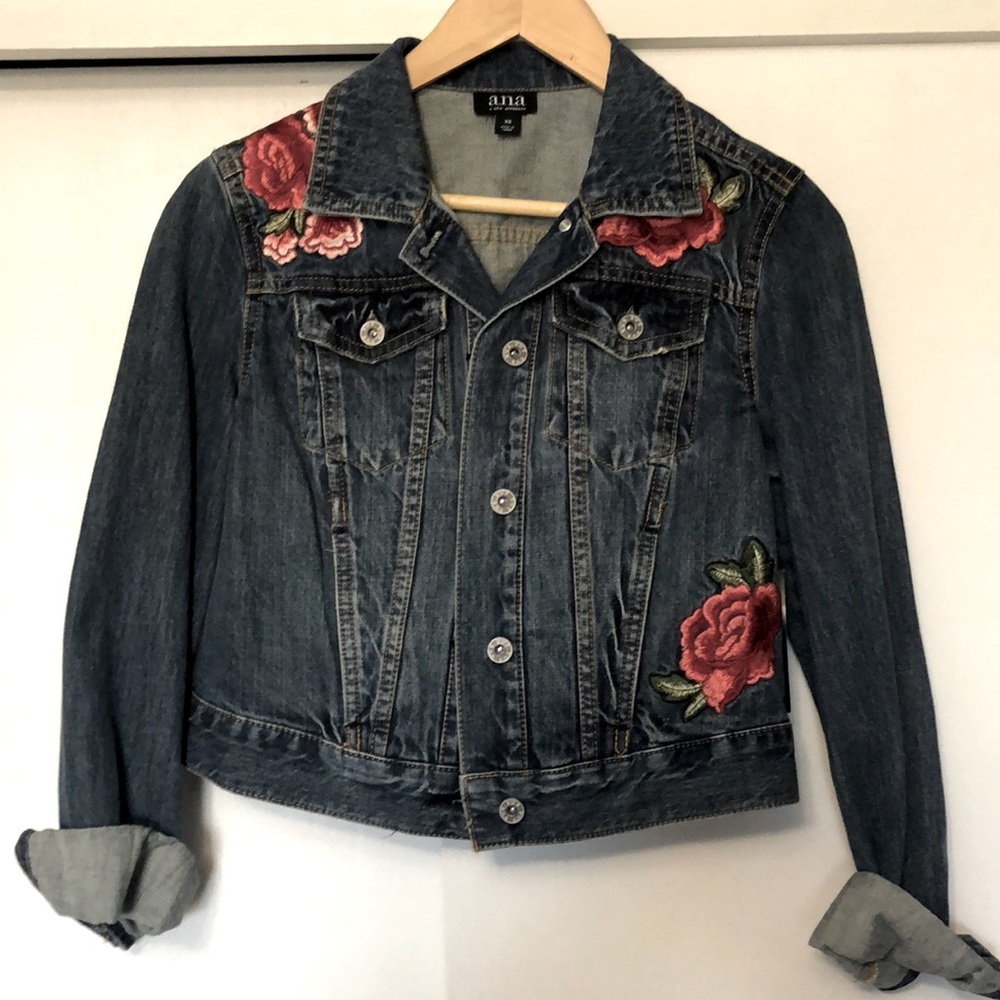 a.n.a. Cropped Denim Jacket